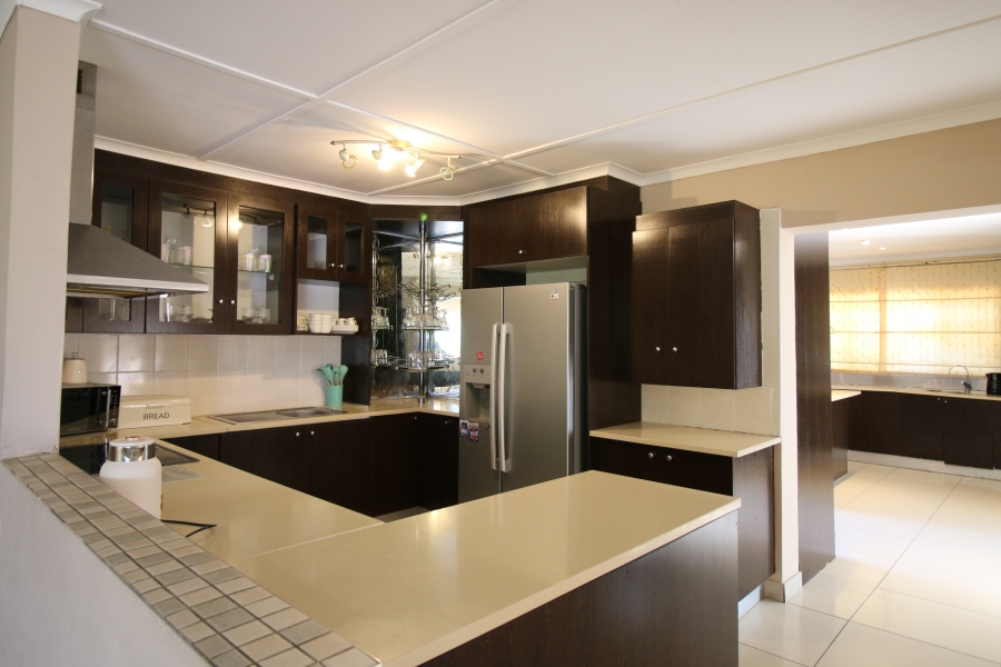 5 Bedroom Property for Sale in Gonubie Eastern Cape